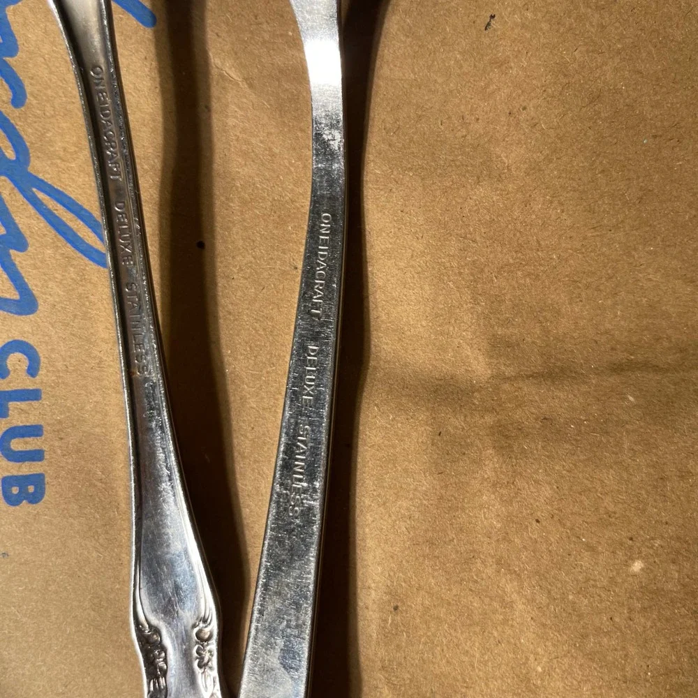 Oneida Deluxel Flatware Set 57 Piece Vintage Stainless Steel Set